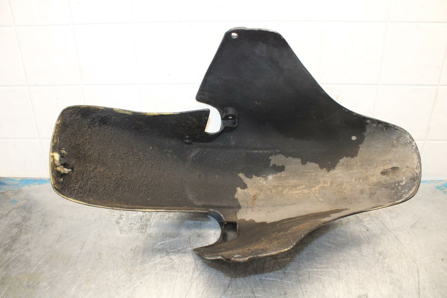 87-88 HONDA CBR1000F FRONT WHEEL FENDER COWL FAIRING BB420