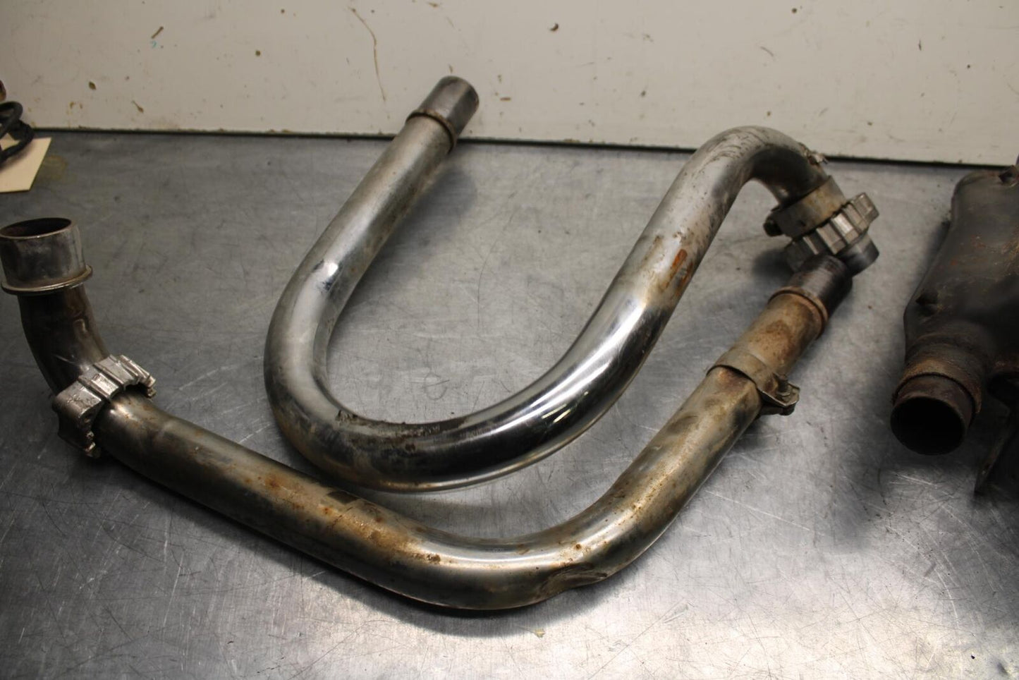 1985 Honda Shadow 500 VT500C EXHAUST HEADERS PIPES COLLECTOR BB615