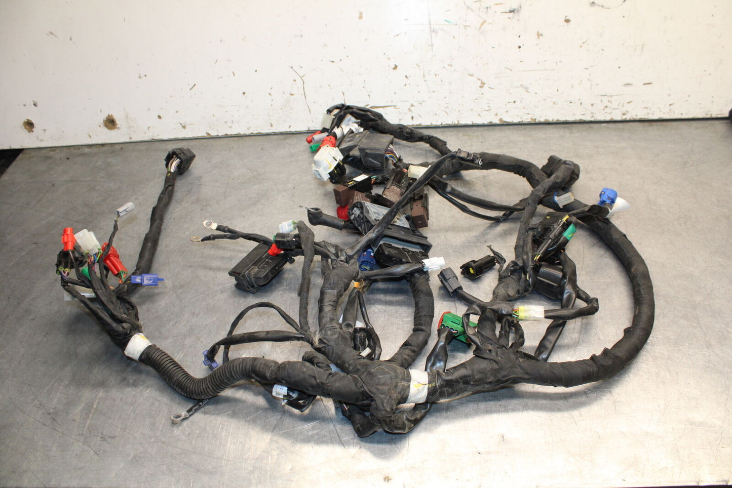 17-24 KTM 390 DUKE MAIN ENGINE WIRING HARNESS MOTOR WIRE LOOM BB734