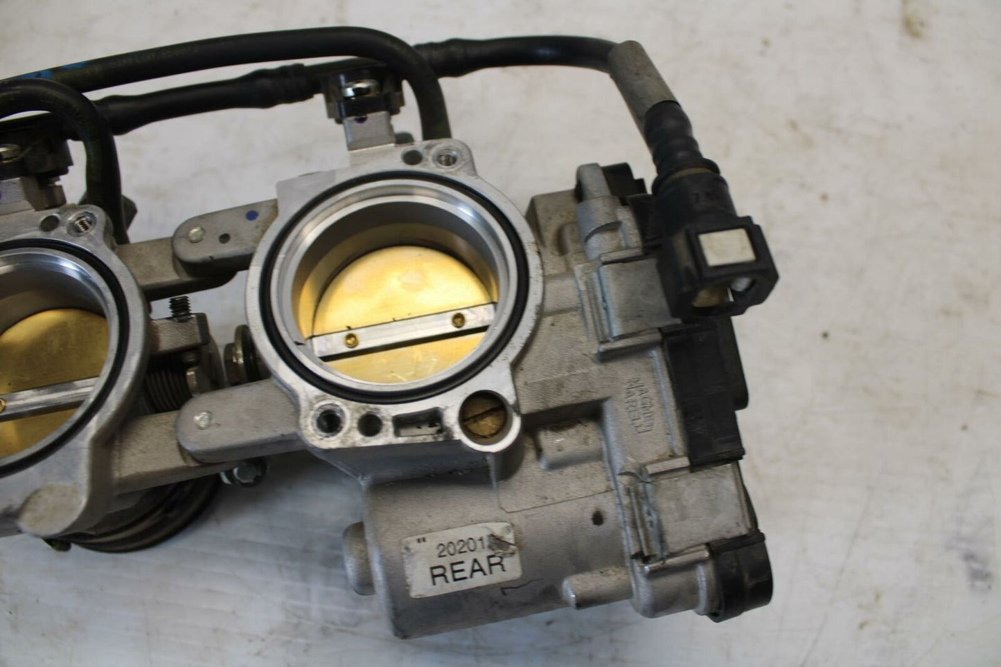 10-11 APRILIA RSV4 REAR FUEL INJECTORS / THROTTLE BODIES BB268