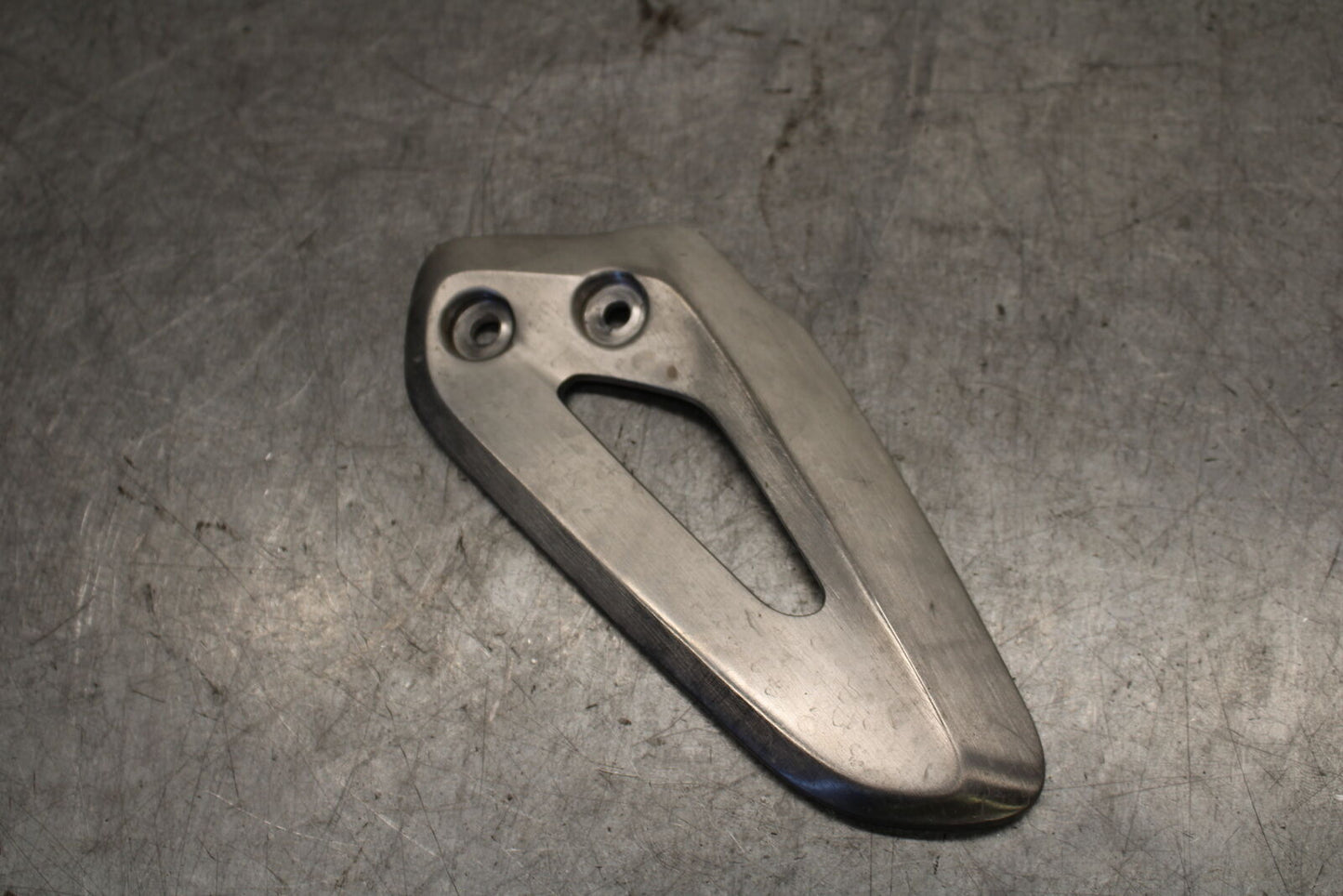 19-21 TRIUMPH SPEED TWIN 1200 LEFT REARSET REAR SET HEEL GUARD COVER BB653