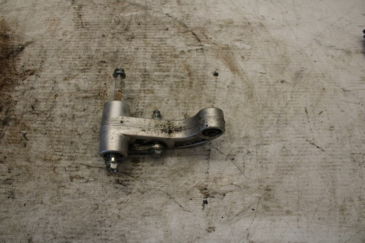 17-19 YAMAHA FZ09 REAR BACK SHOCK LINK DOG BONE BB310