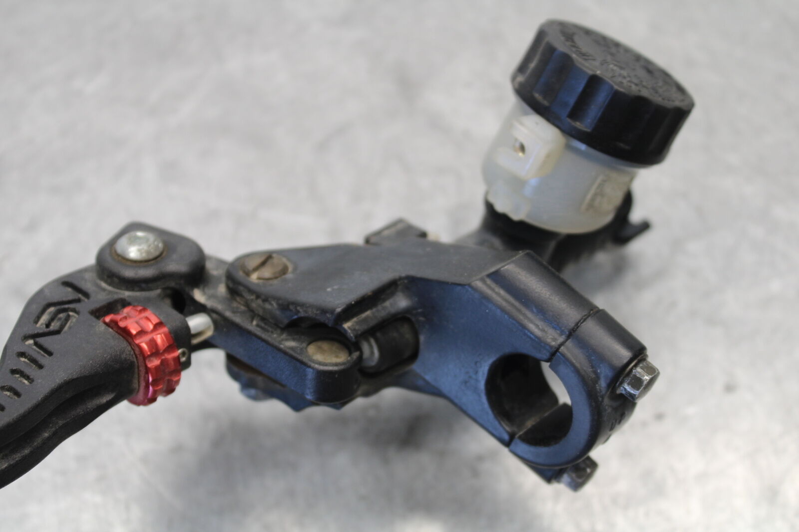 03-07 SUZUKI SV1000S HYDRAULIC CLUTCH MASTER CYLINDER w/ LEVER BB657