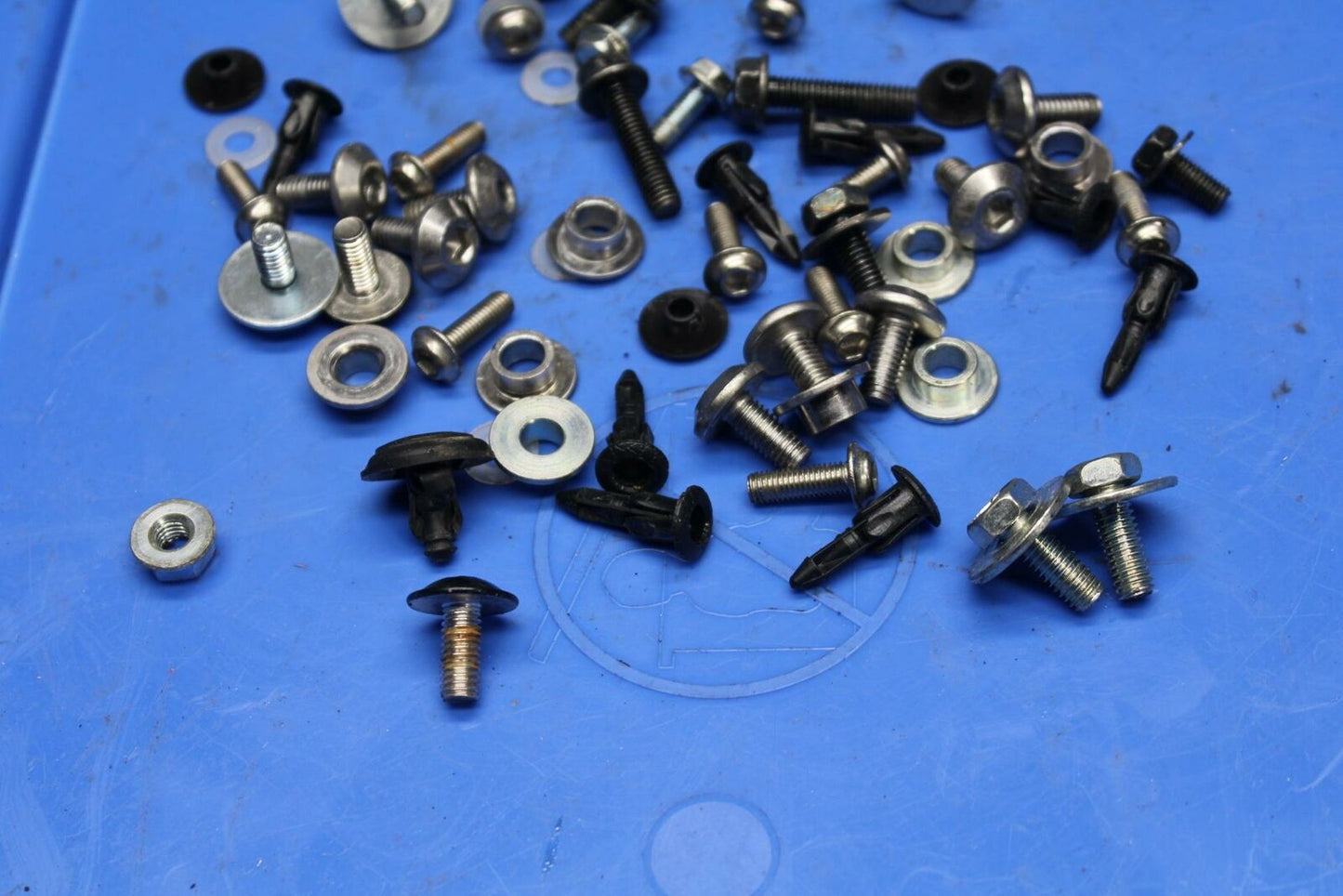 17 KAWASAKI NINJA 300 FAIRING COWL BOLTS SCREWS ASSORTMENT BB215