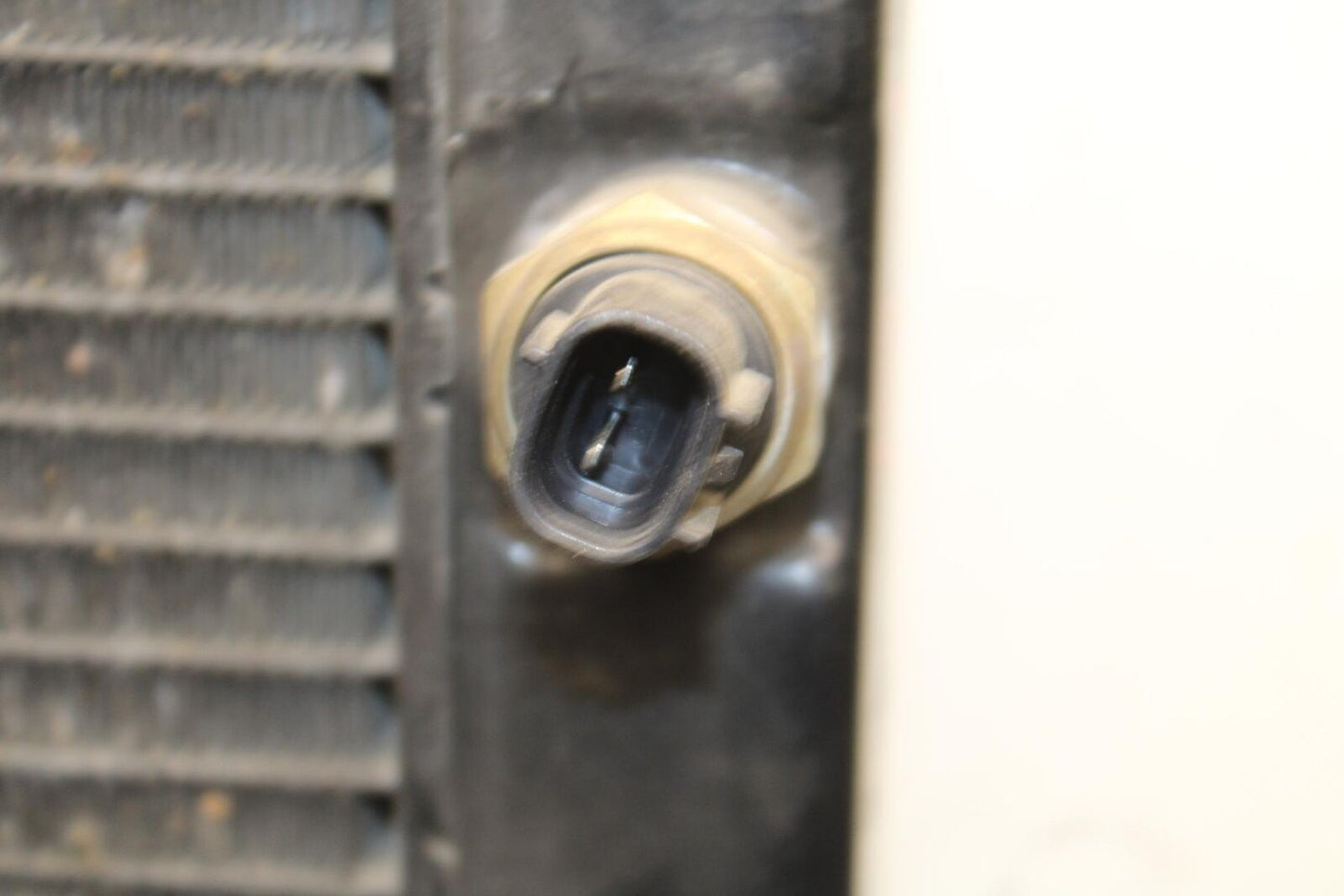 01 SUZUKI GSXR1000 ENGINE RADIATOR MOTOR COOLER  RADIATER 17710-40F10 BB100