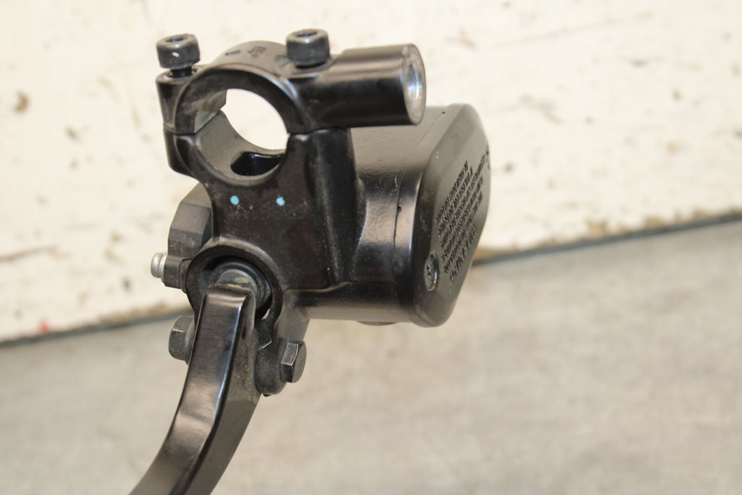 19-22 KAWASAKI Z400 FRONT BRAKE MASTER CYLINDER w/ LEVER BB738