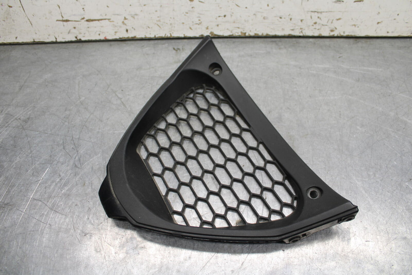 15-19 APRILIA RSV4 RF FRONT LOWER INNER EXHAUST V FAIRING COWL GUARD BB611