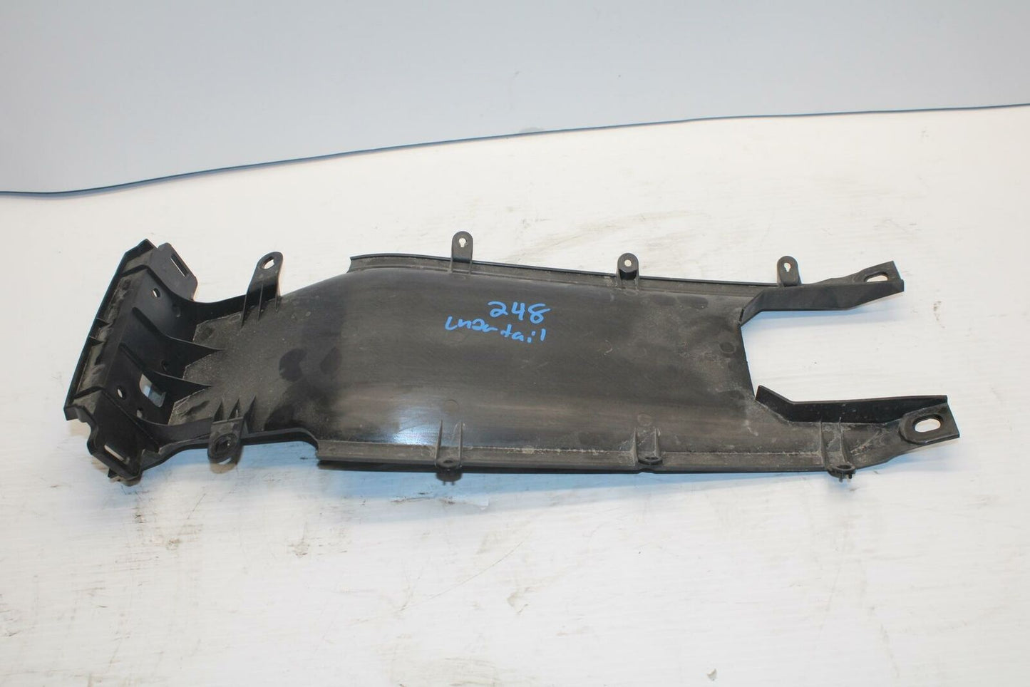 18-20 HUSQVARNA VITPILEN 401 REAR BACK TAIL UNDERTAIL FAIRING COWL FENDER BB248