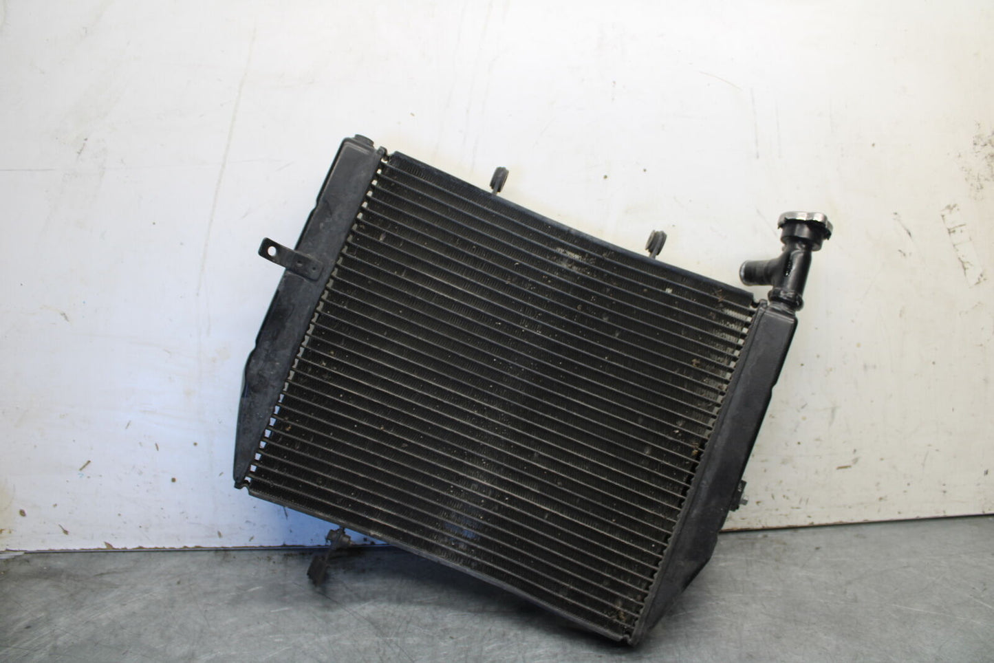07-08 TRIUMPH DAYTONA 675 ENGINE RADIATOR MOTOR COOLER COOLING RADIATER BB685