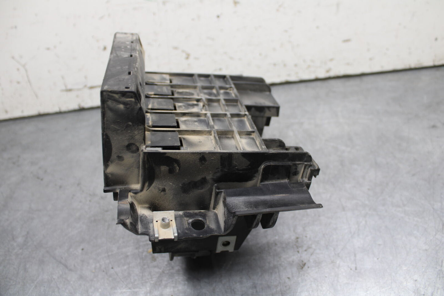 21-24 KTM 890 ADVENTURE R REAR BACK TAIL UNDERTAIL BATTERY TRAY PLASTIC BB723