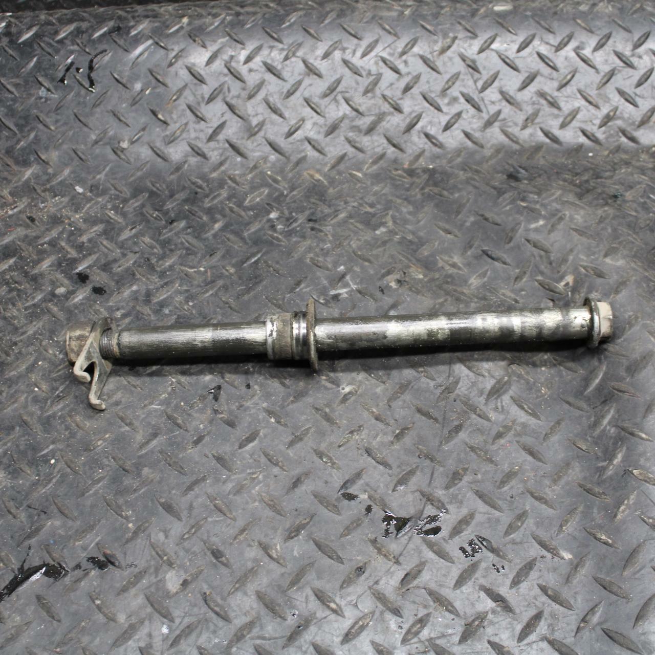 98 HONDA CBR600F3 REAR AXLE BACK WHEEL RIM PIVOT BOLT AXEL 42301-MV9-000 BB201