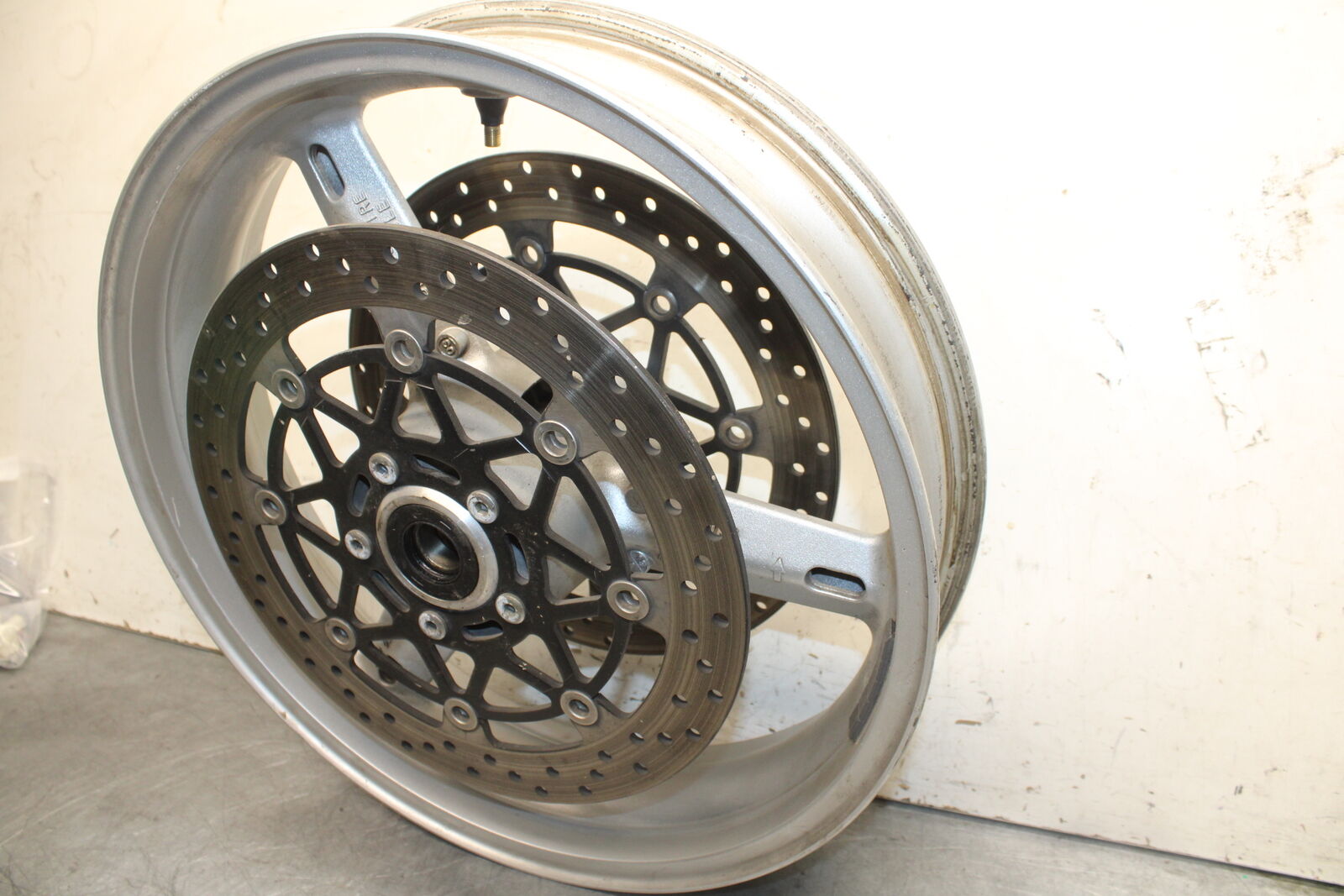 03-05 SUZUKI SV1000 FRONT WHEEL FRONT RIM BB405