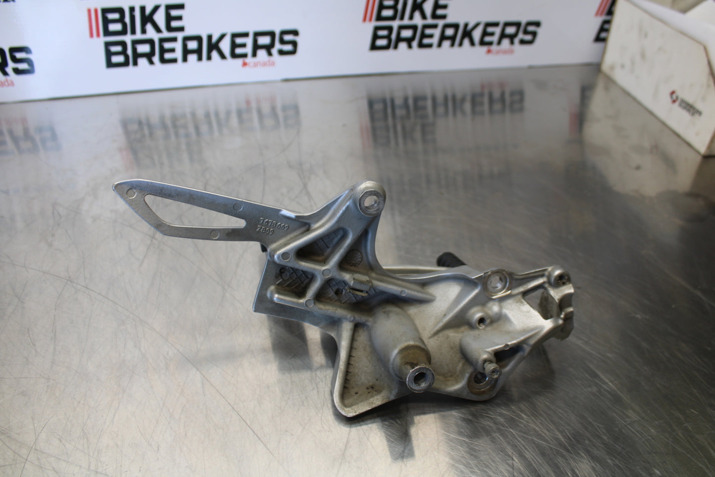 06-12 BMW F800ST LEFT REARSET REAR SET FOOT PEG W SHIFTER BB144