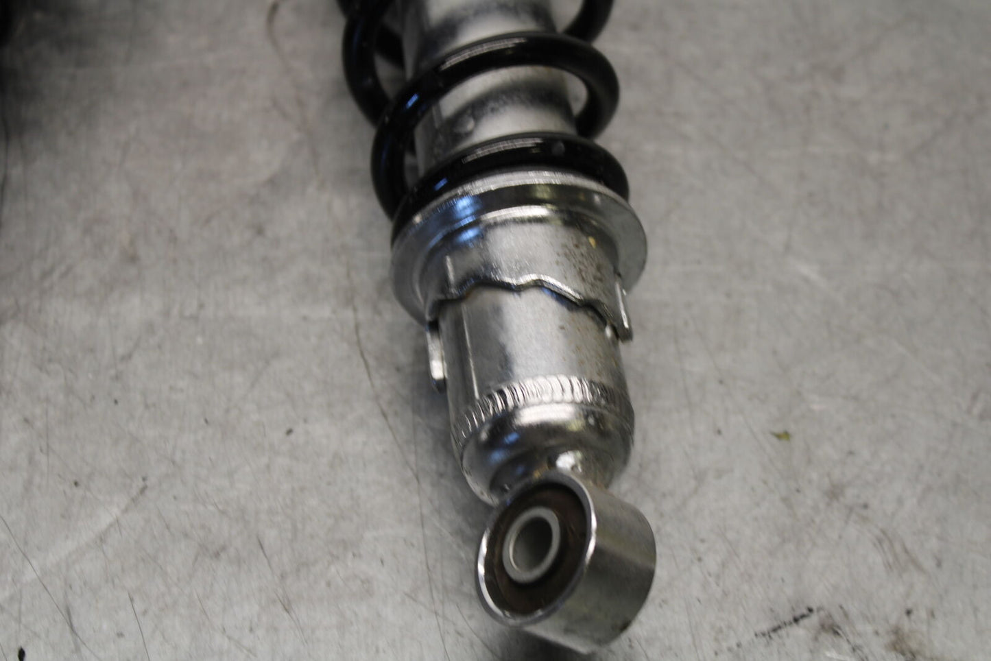 19-21 TRIUMPH SPEED TWIN 1200 REAR BACK SHOCK ABSORBER T2050599 BB653