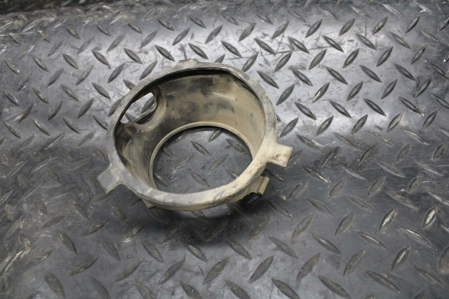 02 YAMAHA V STAR 1100 ENGINE MOTOR SHAFT BOOT COVER DRIVESHAFT BB199