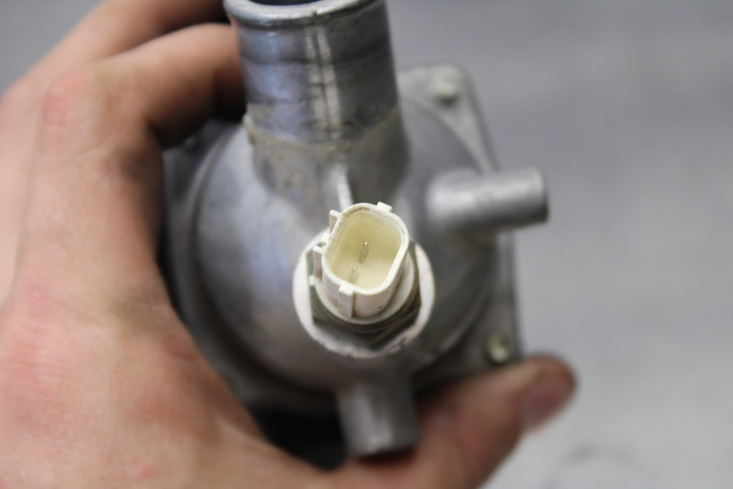 08 KAWASAKI VULCAN 900 THERMOSTAT W HOUSING ASSEMBLY BB184