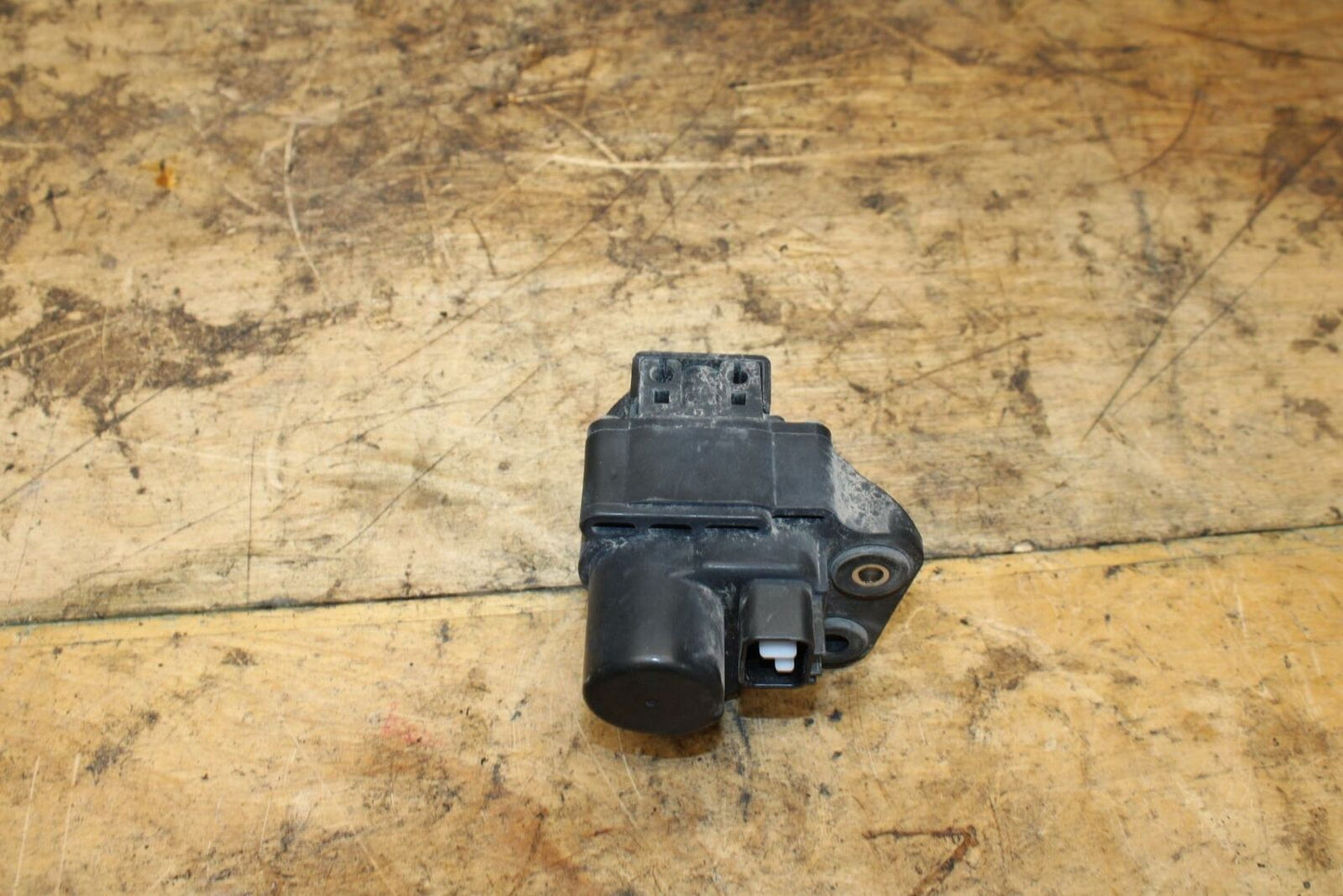 06-15 YAMAHA FZ1 EXHAUST VALVE SERVO MOTOR BB326