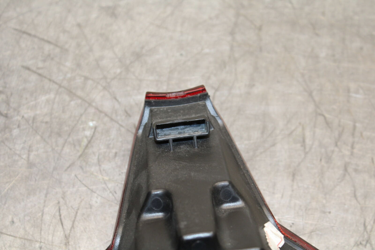 19-22 KAWASAKI Z400 REAR TAIL TAILLIGHT BACK BRAKE LIGHT BB738