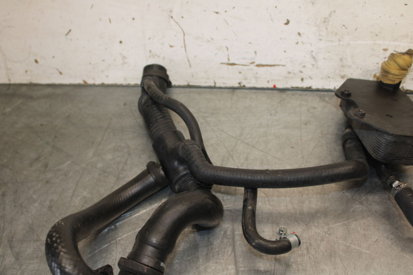 12-13 DUCATI STREETFIGHTER 848 RADIATOR HOSES ENGINE COOLANT WATER PIPES BB705
