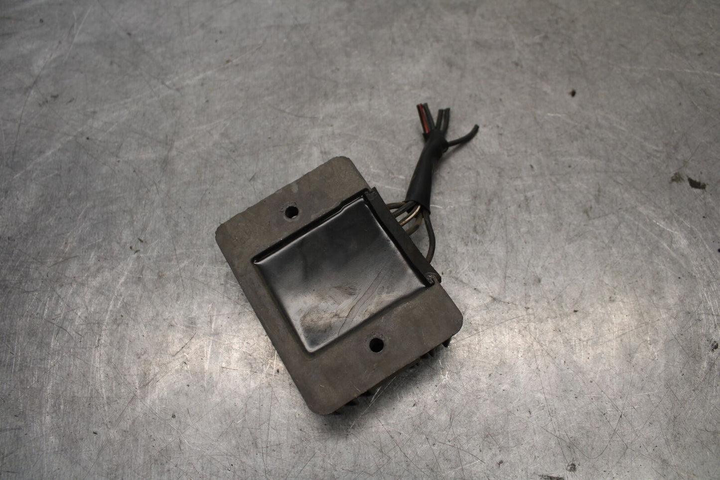 04-05 SUZUKI GSXR600 RECTIFIER VOLTAGE REGULATOR 32800-33E21 BB658