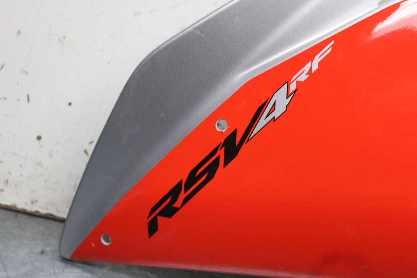 15-19 APRILIA RSV4 RF LEFT MID UPPER SIDE FAIRING COWL PLASTIC BB611