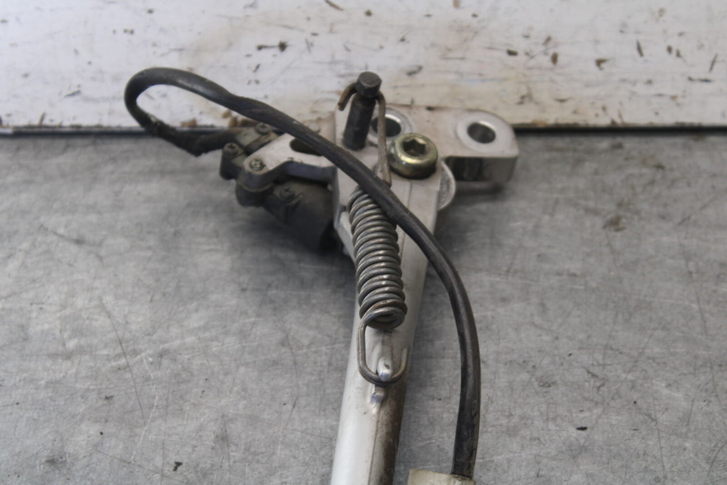 07-08 TRIUMPH DAYTONA 675 KICKSTAND SIDE KICK STAND T2082011 T2082013 BB685