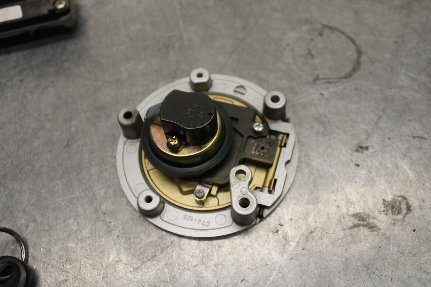 06-07 DUCATI MONSTER 695 IGNITION LOCK KEY SET W/ GAS CAP SEAT LOCK ECU BB674