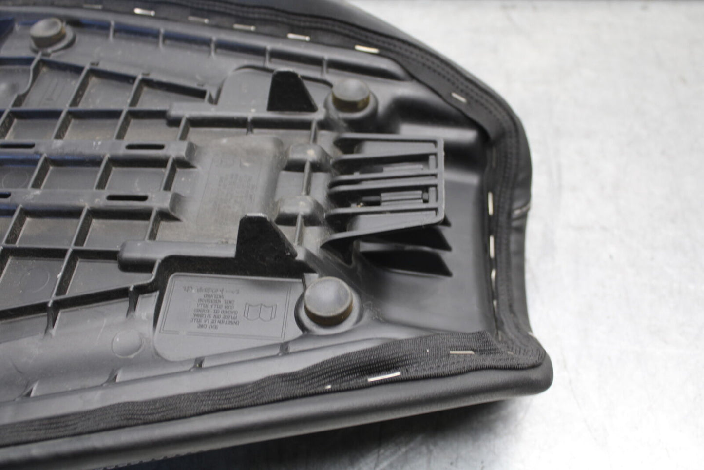 19-21 TRIUMPH SPEED TWIN 1200 FRONT REAR SEAT SADDLE BB653