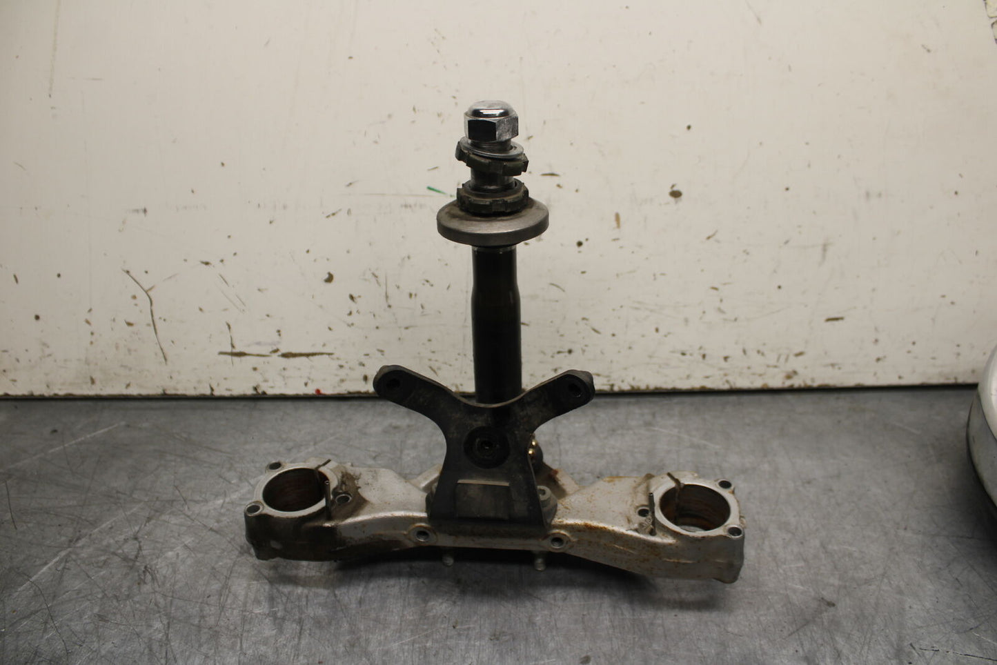 99-00 YAMAHA V STAR 1100 FRONT FORKS CLAMP LOWER TRIPLE TREE STEM BB711