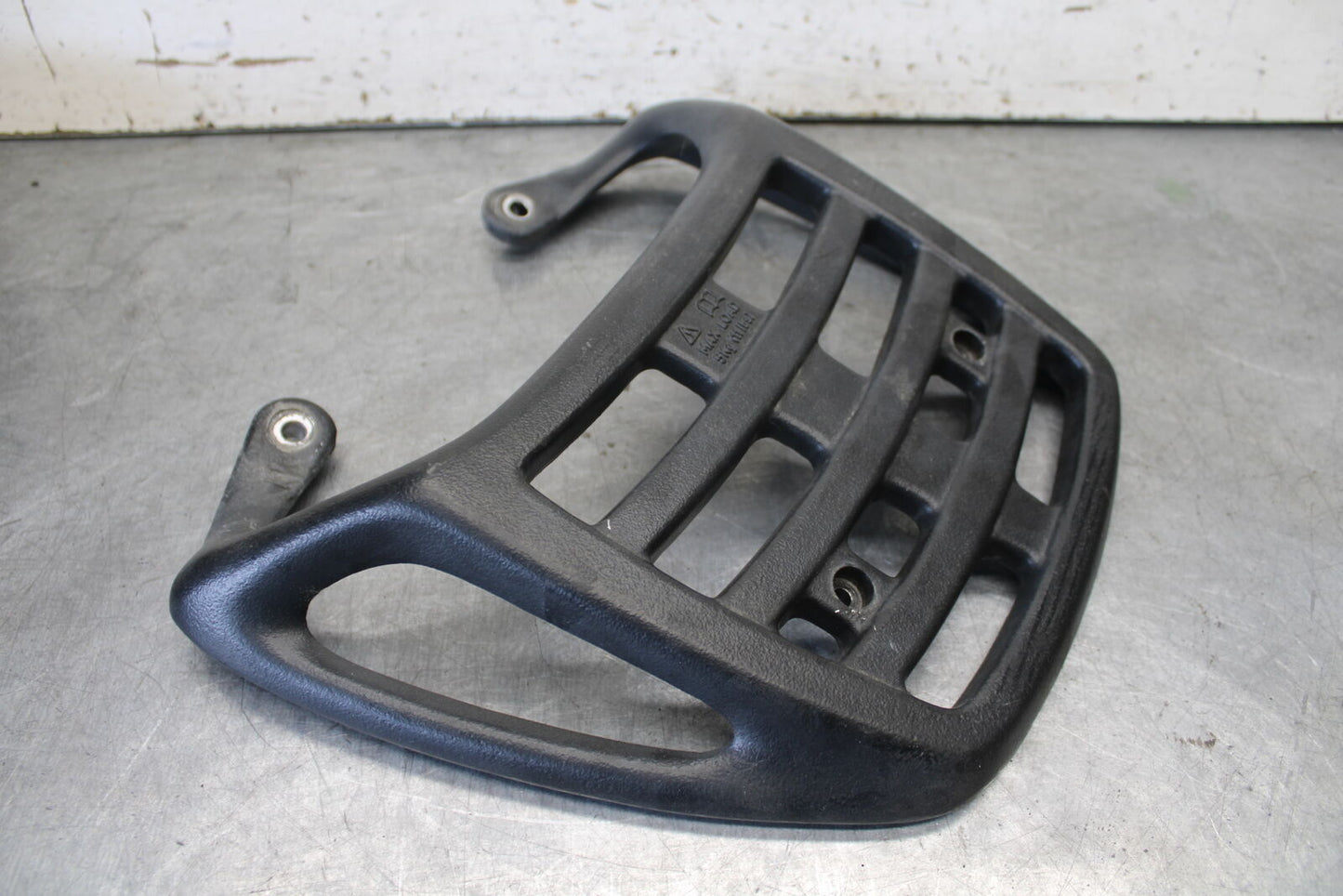 01-06 TRIUMPH TIGER 955I REAR RACK BB693