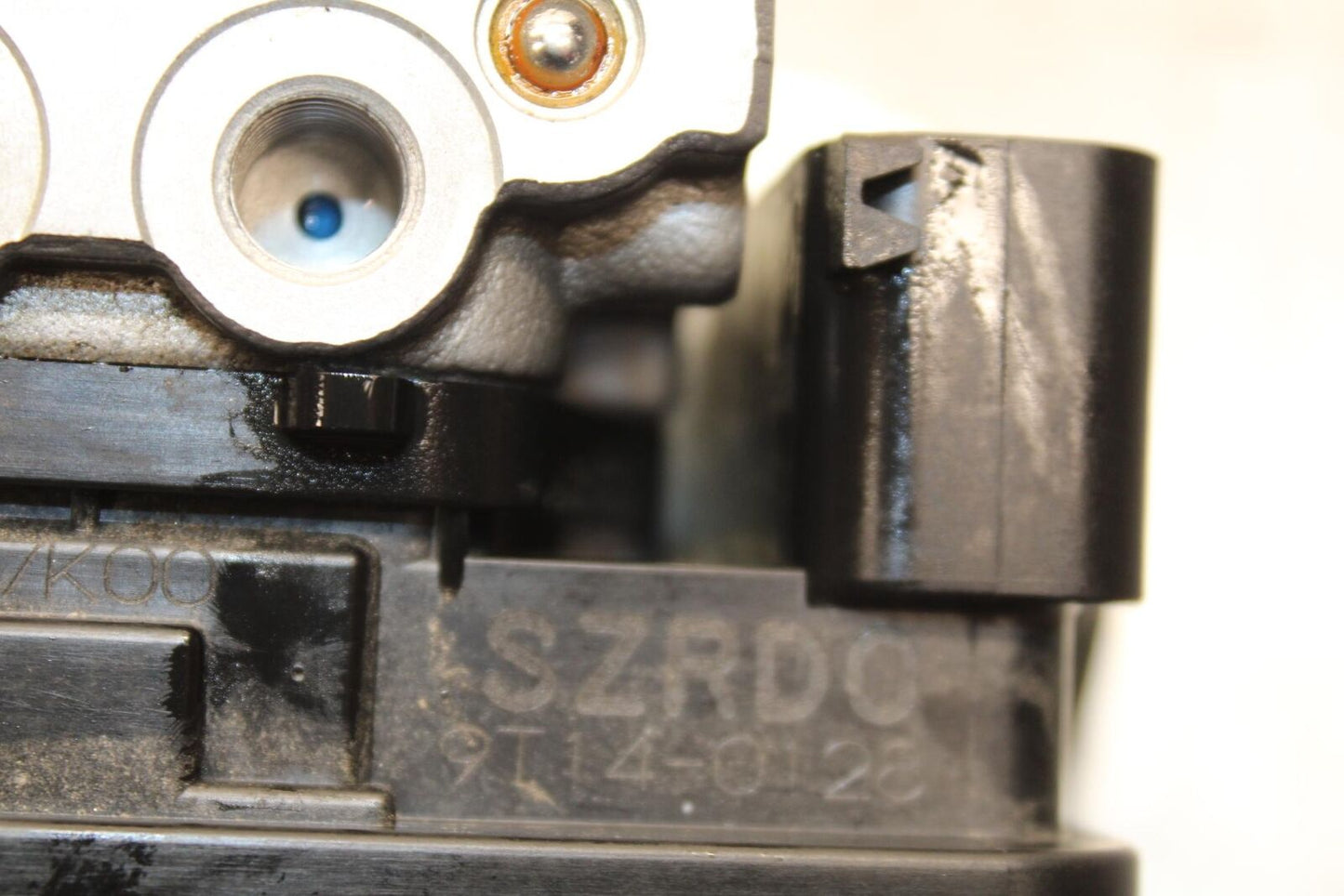 20 SUZUKI GSXR 1000 ABS PUMP UNIT MODULE BB597