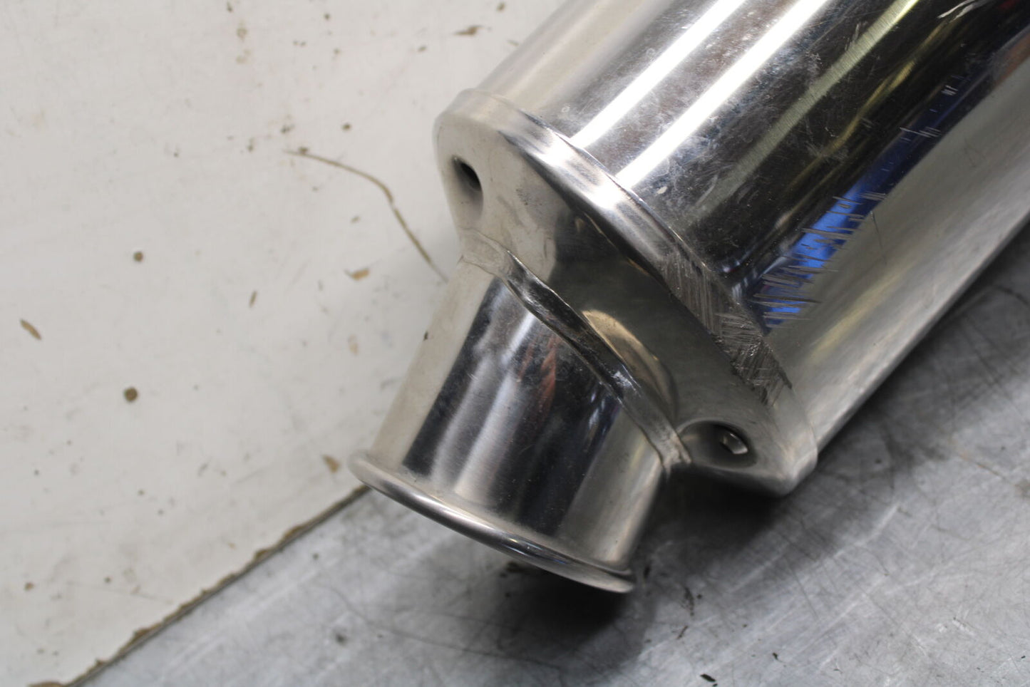 01-06 TRIUMPH TIGER 955I EXHAUST PIPE MUFFLER SLIP ON CAN SILENCER BB693