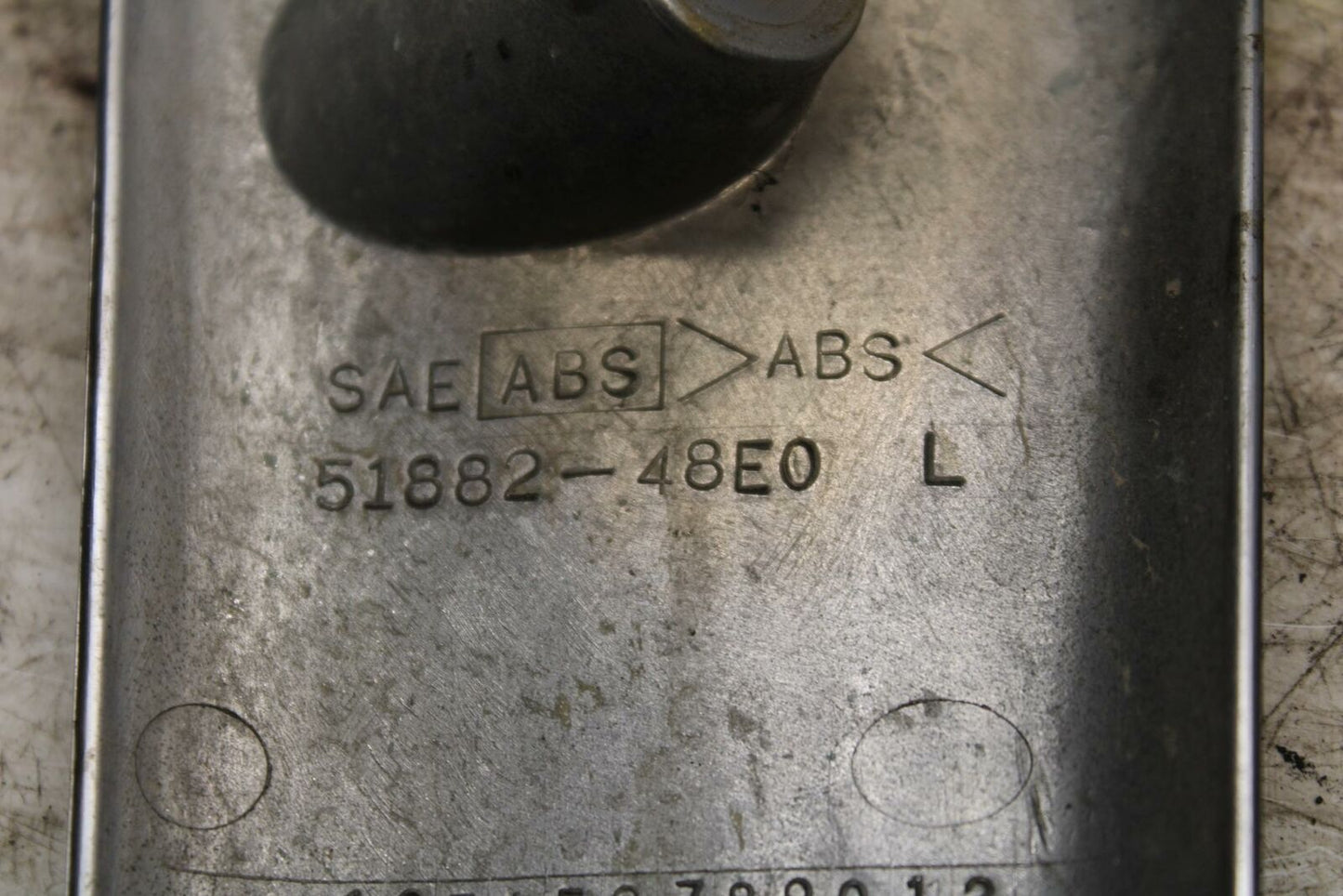 00-04 SUZUKI MARAUDER 800 VZ800 RADIATOR TRIM SHIELD GUARD BB305