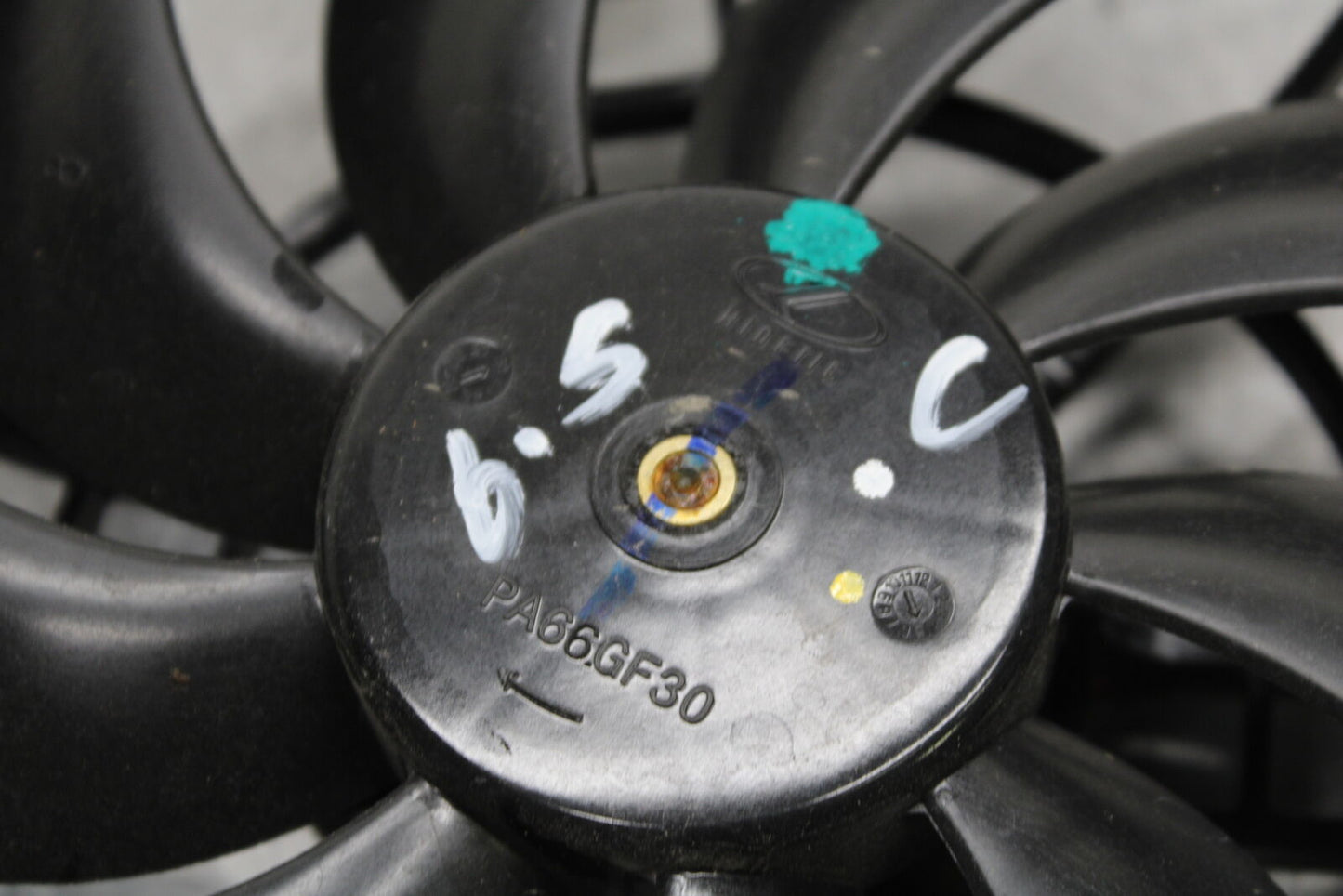 21-24 APRILIA TUONO 660 FACTORY ENGINE RADIATOR COOLING FAN BB733