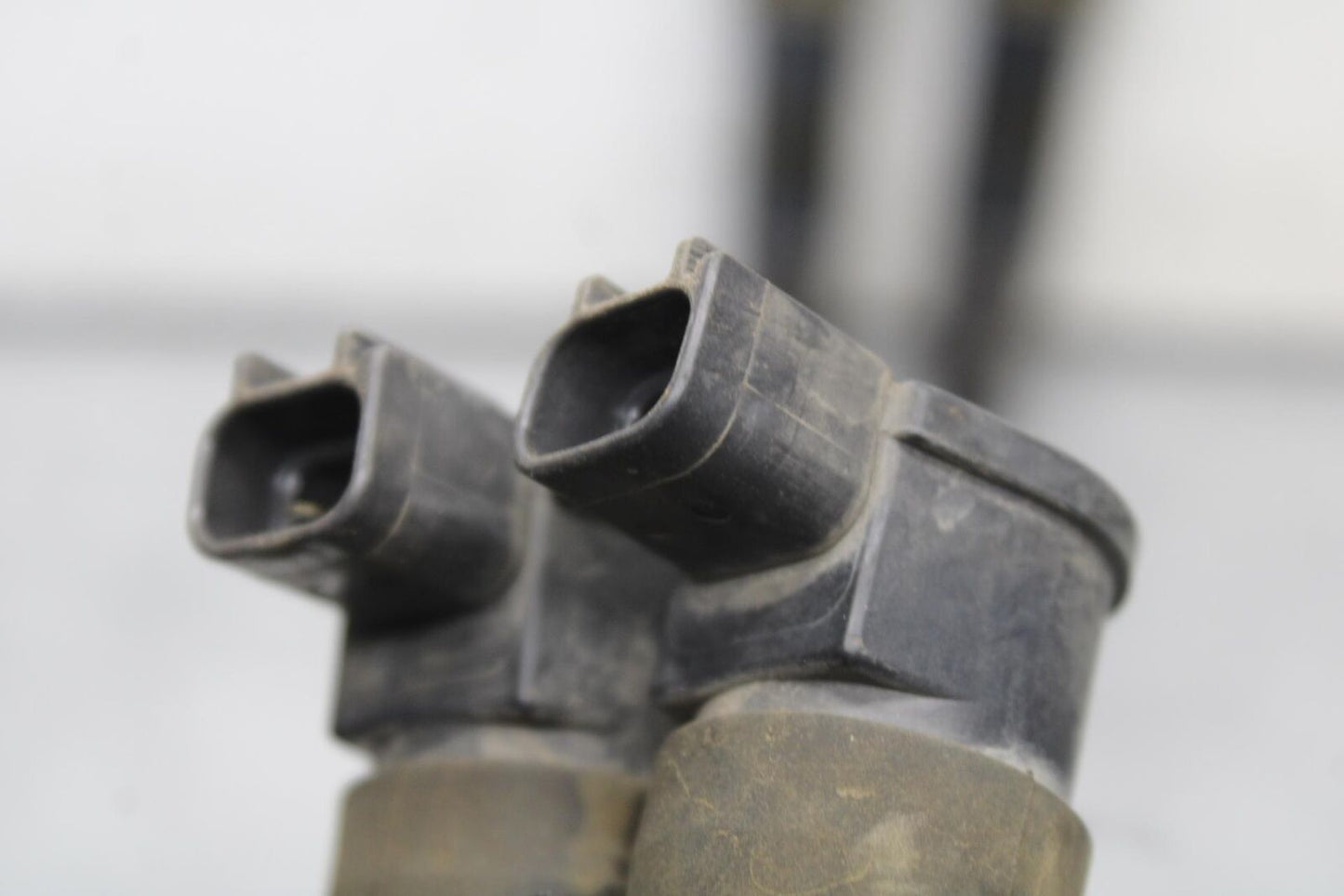 01-03 SUZUKI GSXR600 IGNITION COILS COIL SPARK PLUG CAPS 33410-35F00 BB633