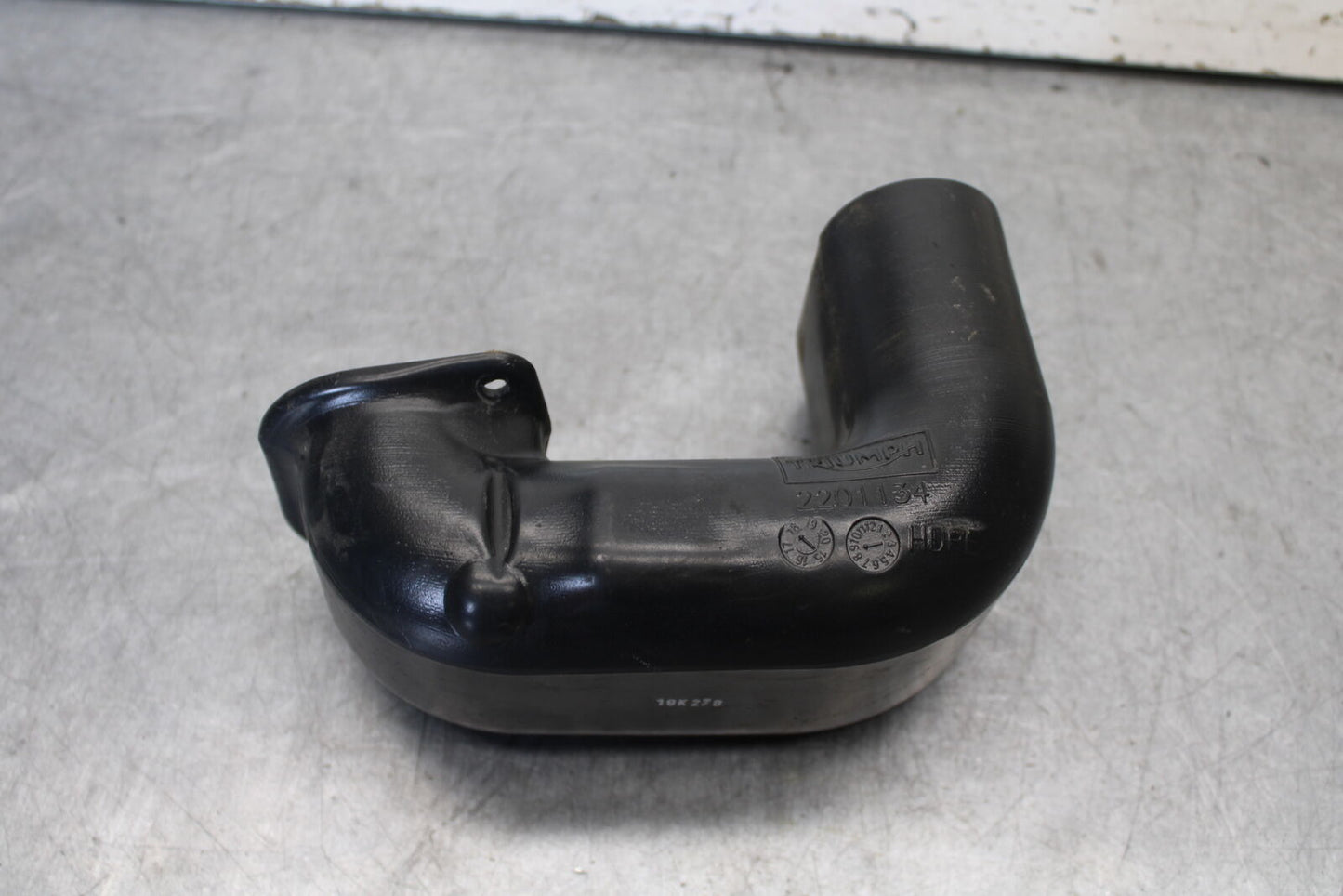 19-21 TRIUMPH SPEED TWIN 1200 AIRBOX DUCT AIR INTAKE DUCT BB653