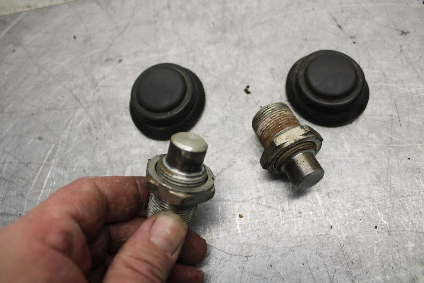 82-83 SUZUKI GS1100GL REAR BACK SWINGARM BOLT CAP COVER BB30