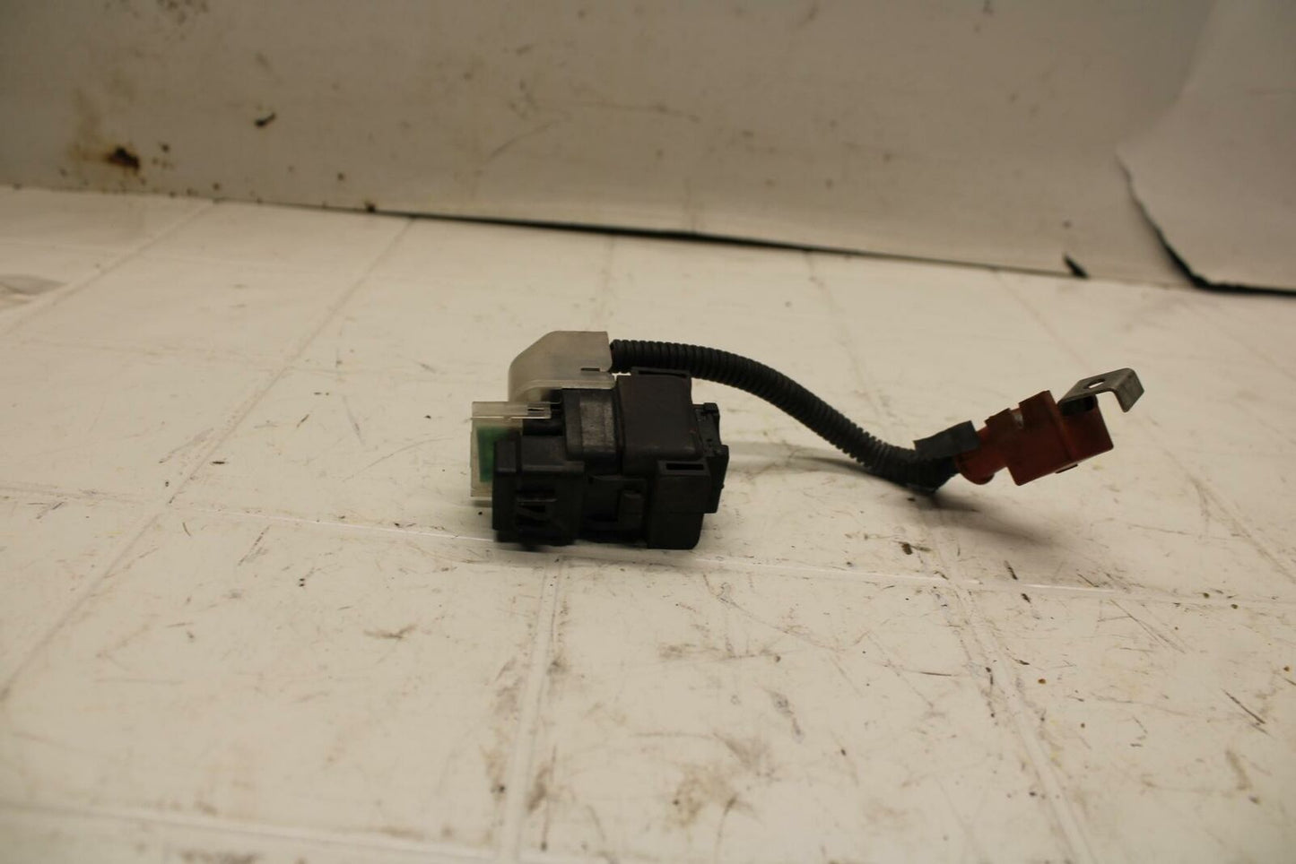 01 SUZUKI GSXR1000 ENGINE STARTER RELAY STARTING MOTOR SWITCH 31800-35F00 BB10