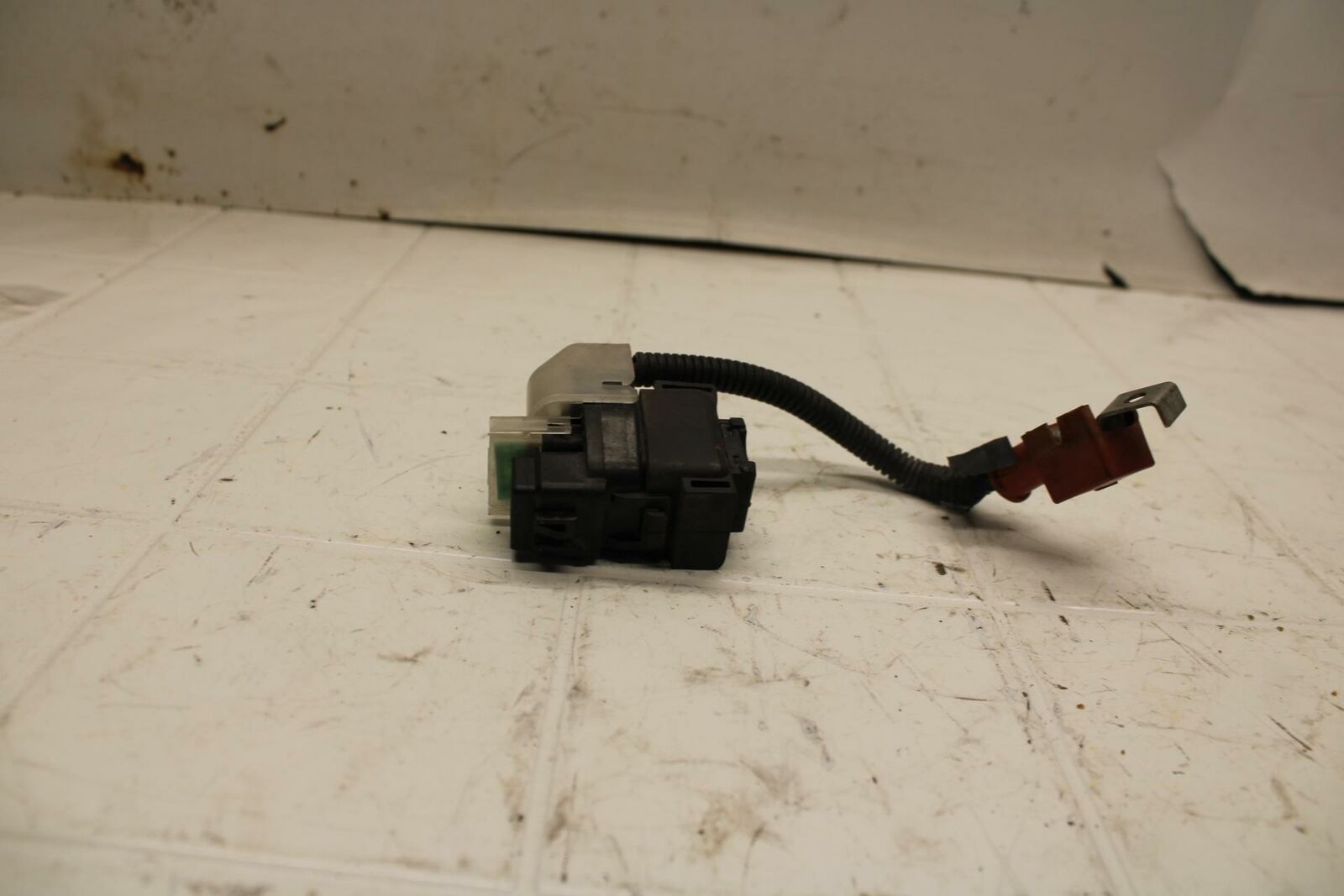 01 SUZUKI GSXR1000 ENGINE STARTER RELAY STARTING MOTOR SWITCH 31800-35F00 BB10