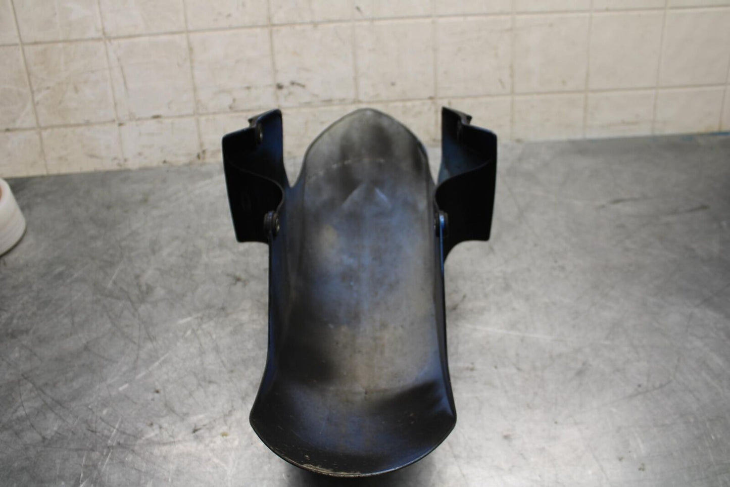 2007 Yamaha YZF R6 FRONT WHEEL FENDER COWL FAIRING BB525