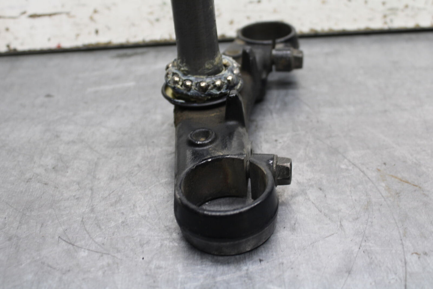 01-06 HONDA CBR600F4I FRONT FORKS CLAMP LOWER TRIPLE TREE STEM BB115