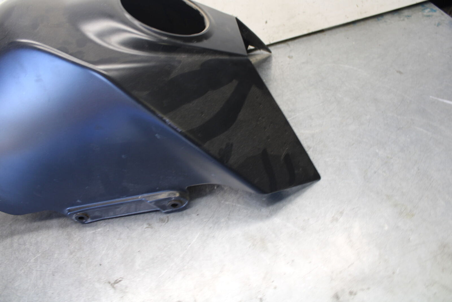 2016 KTM 390 RC GAS TANK FUEL CELL COVER FAIRING COWL BB648