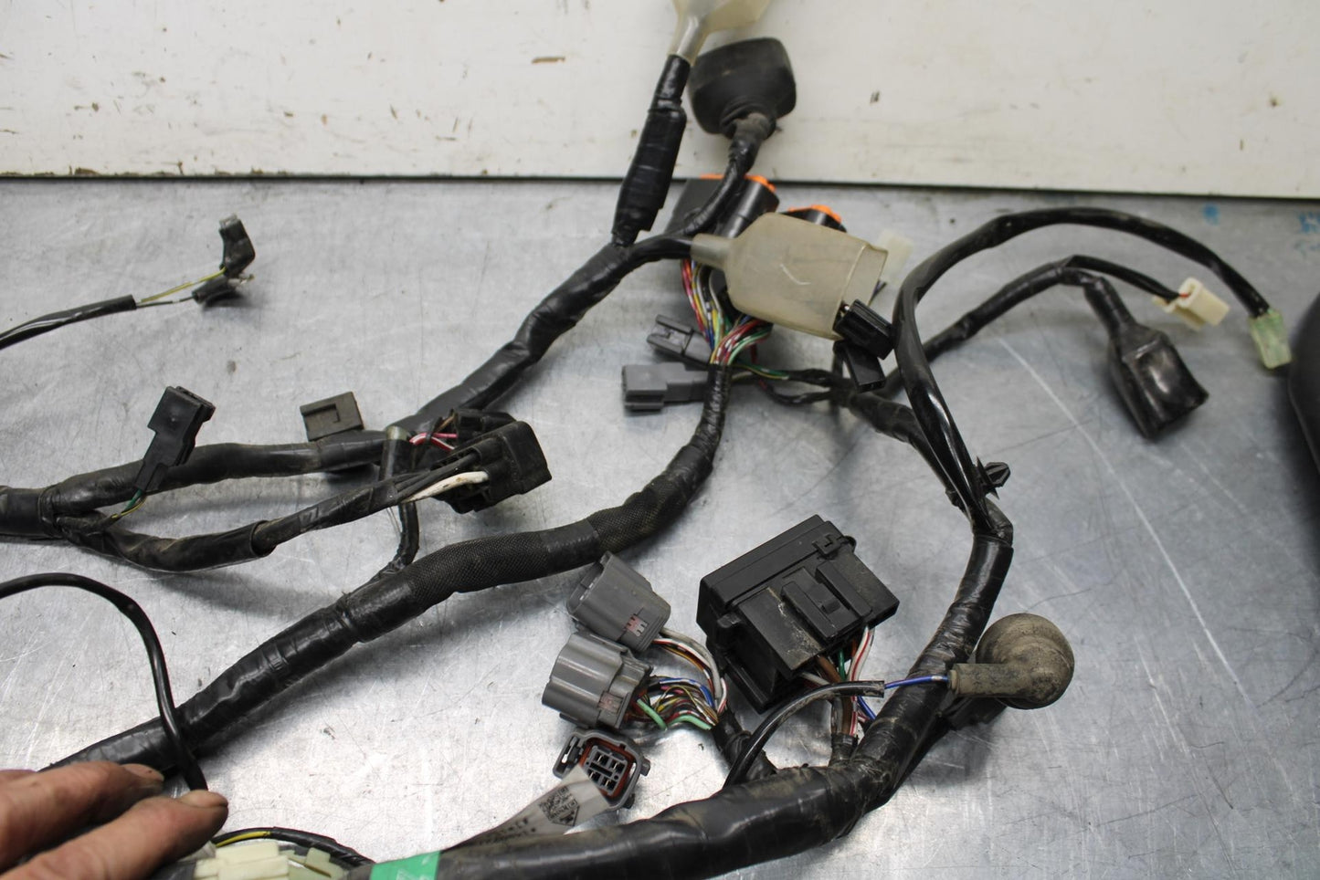 15-16 KAWASAKI EX300 MAIN ENGINE WIRING HARNESS MOTOR WIRE LOOM BB635