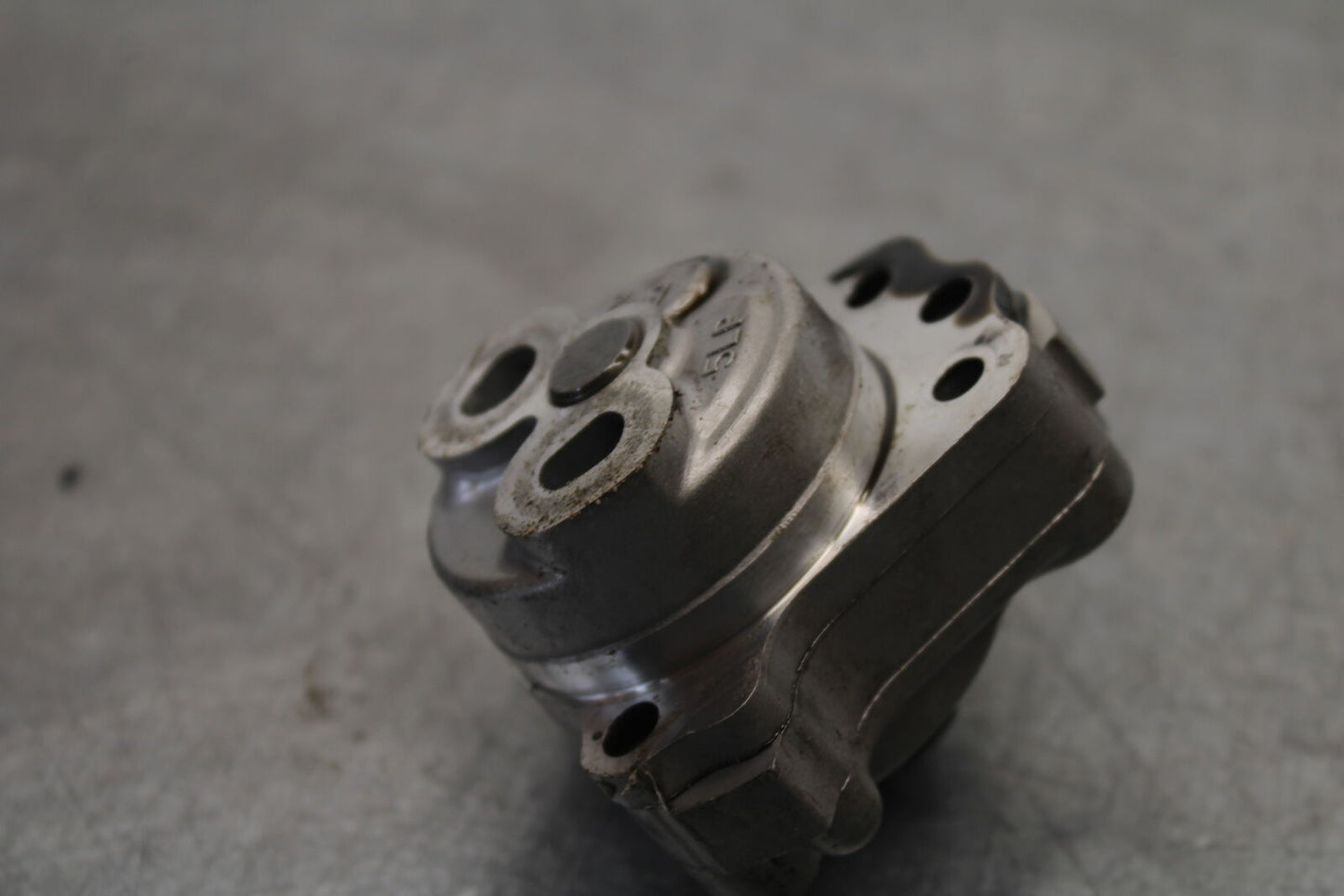 01-05 YAMAHA RAPTOR 660R ENGINE MOTOR OIL PUMP BB695