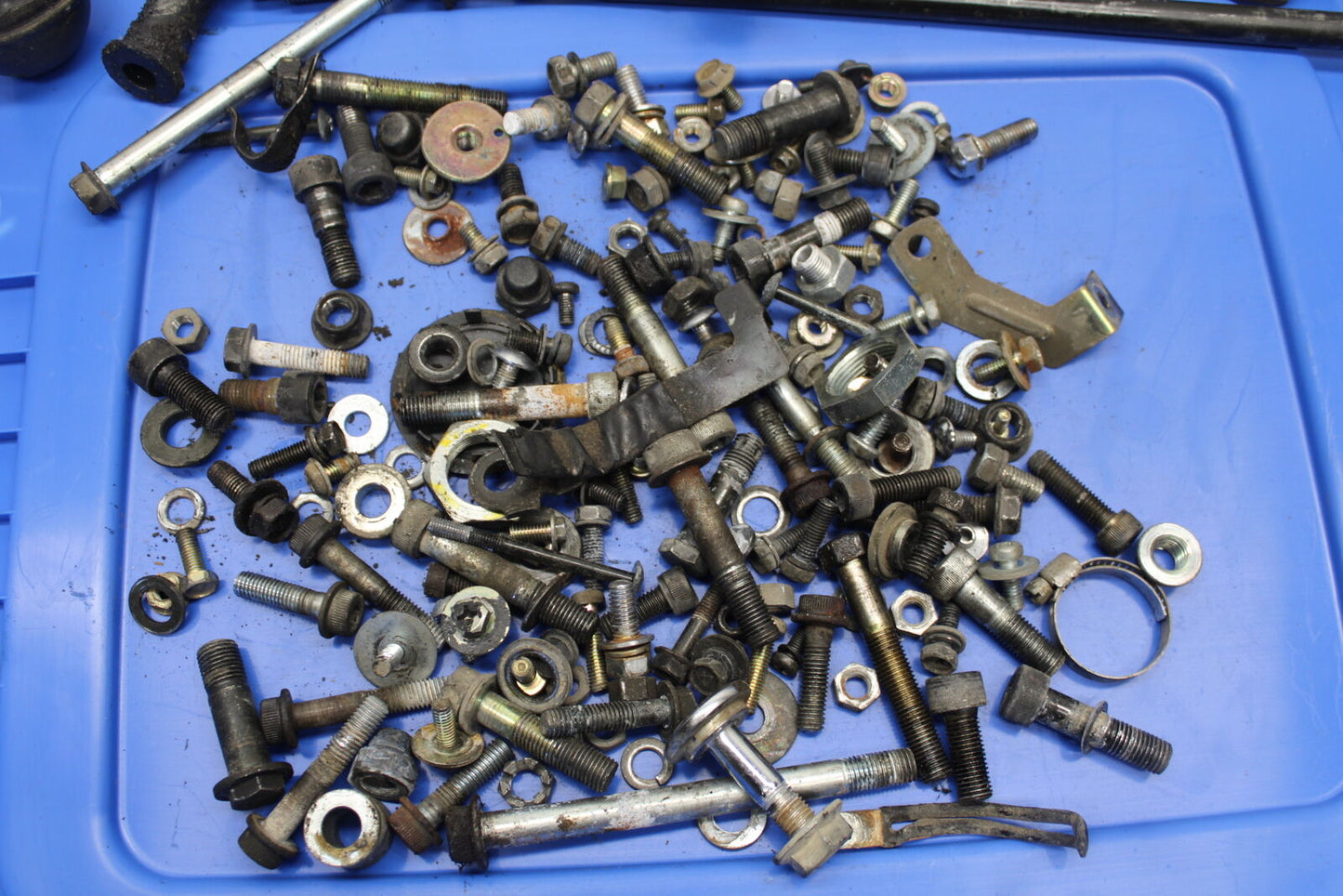 85-86 SUZUKI MADURA 1200 MOUNTING BOLTS HARDWARE MOTOR SCREWS BB691