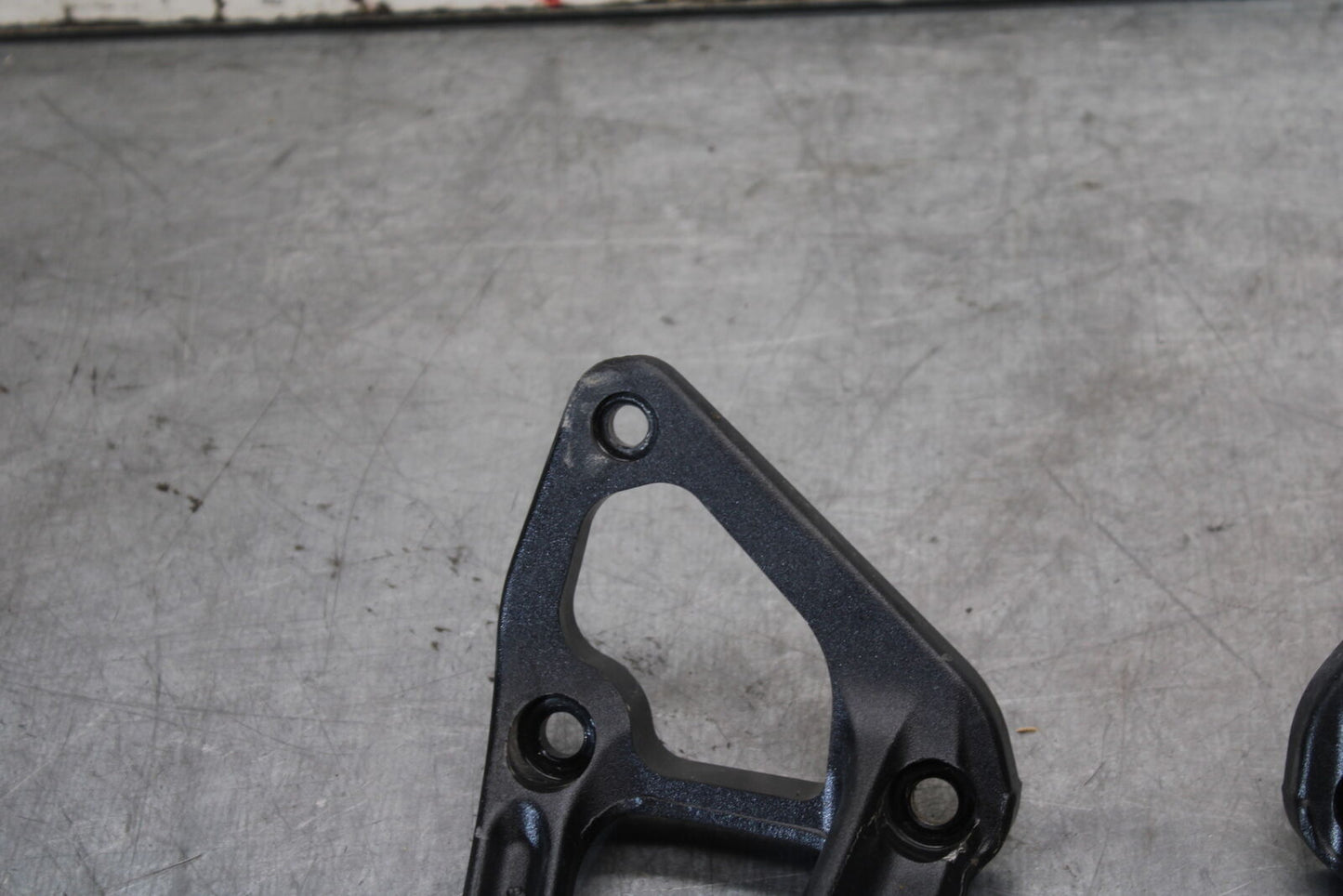 21-24 KTM 890 ADVENTURE R REAR BACK PASSENGER PEG SET PAIR BB723