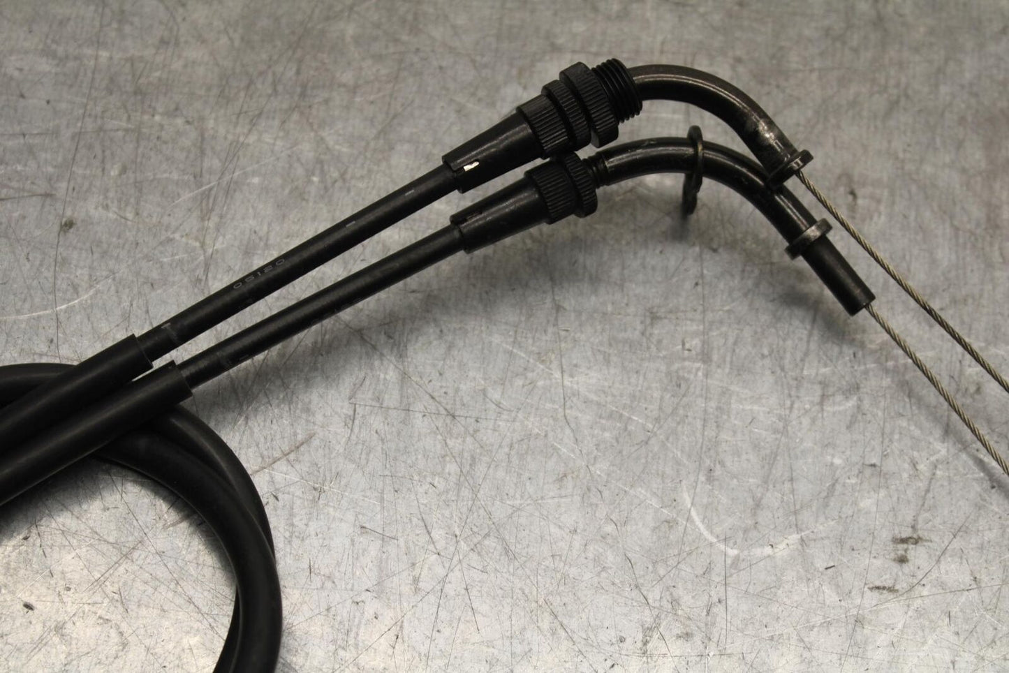 01 SUZUKI GSXR1000 THROTTLE CABLES LINES BB100
