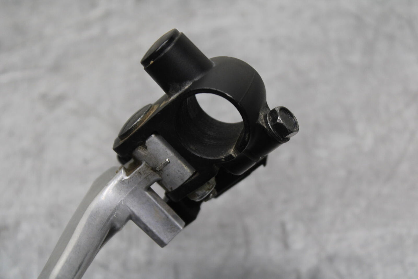 19-24 YAMAHA R3 CLUTCH PERCH MOUNT WITH LEVER BB736
