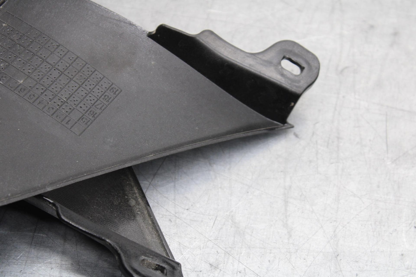 16-20 KAWASAKI ZX10R LEFT RIGHT FRAME COVER FAIRING COWL BB591