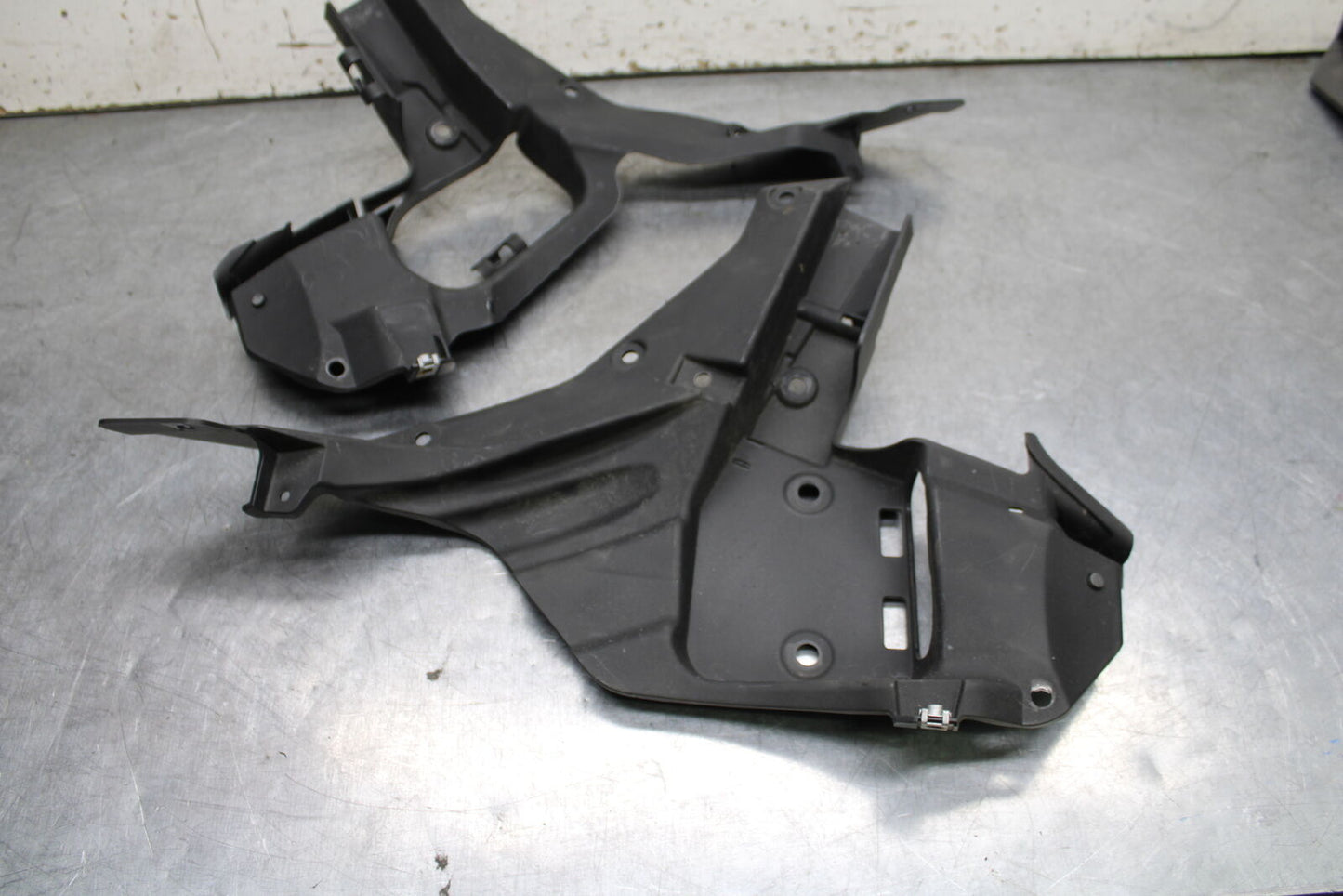 21-24 APRILIA TUONO 660 FACTORY RIGHT LEFT INNER FAIRINGS COWLS PANELS BB733